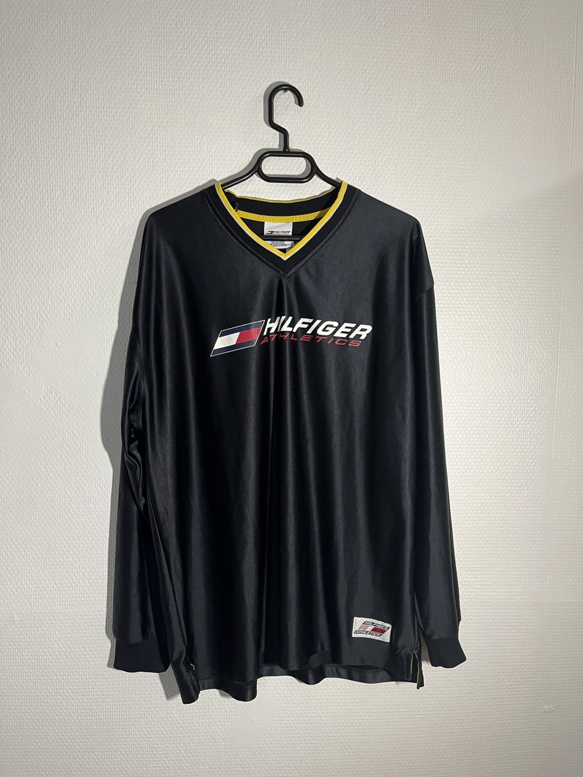 Tommy Hilfiger Tommy hilfigher jersey size xl Size US XL / EU 56 / 4 - 1 Thumbnail