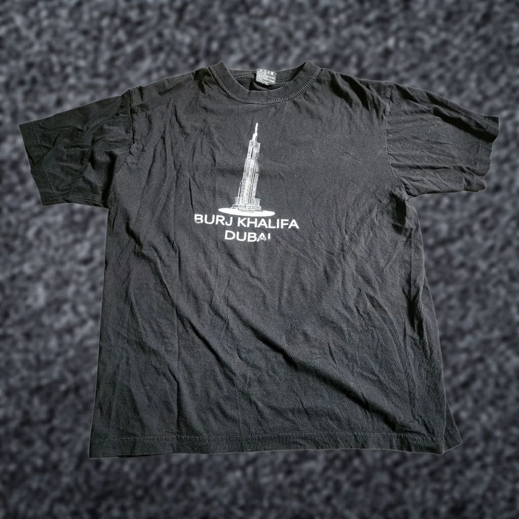 Vintage Vintage Grolls T-Shirt Mens L Black Crew Neck Short Sleeve Graphic Print UAE Burj Khalifa Dubai Skyscraper Retro Shirt Size US L / EU 52-54 / 3 - 1 Thumbnail