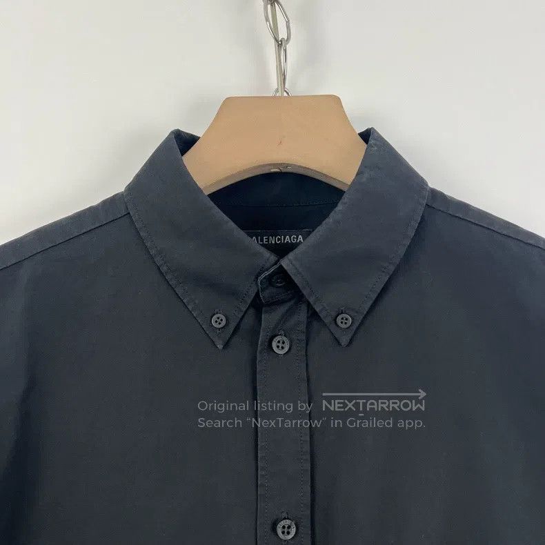 Balenciaga Balenciaga size 38 Embroidered coke shirt with vinyl cover Size US M / EU 48-50 / 2 - 5 Thumbnail