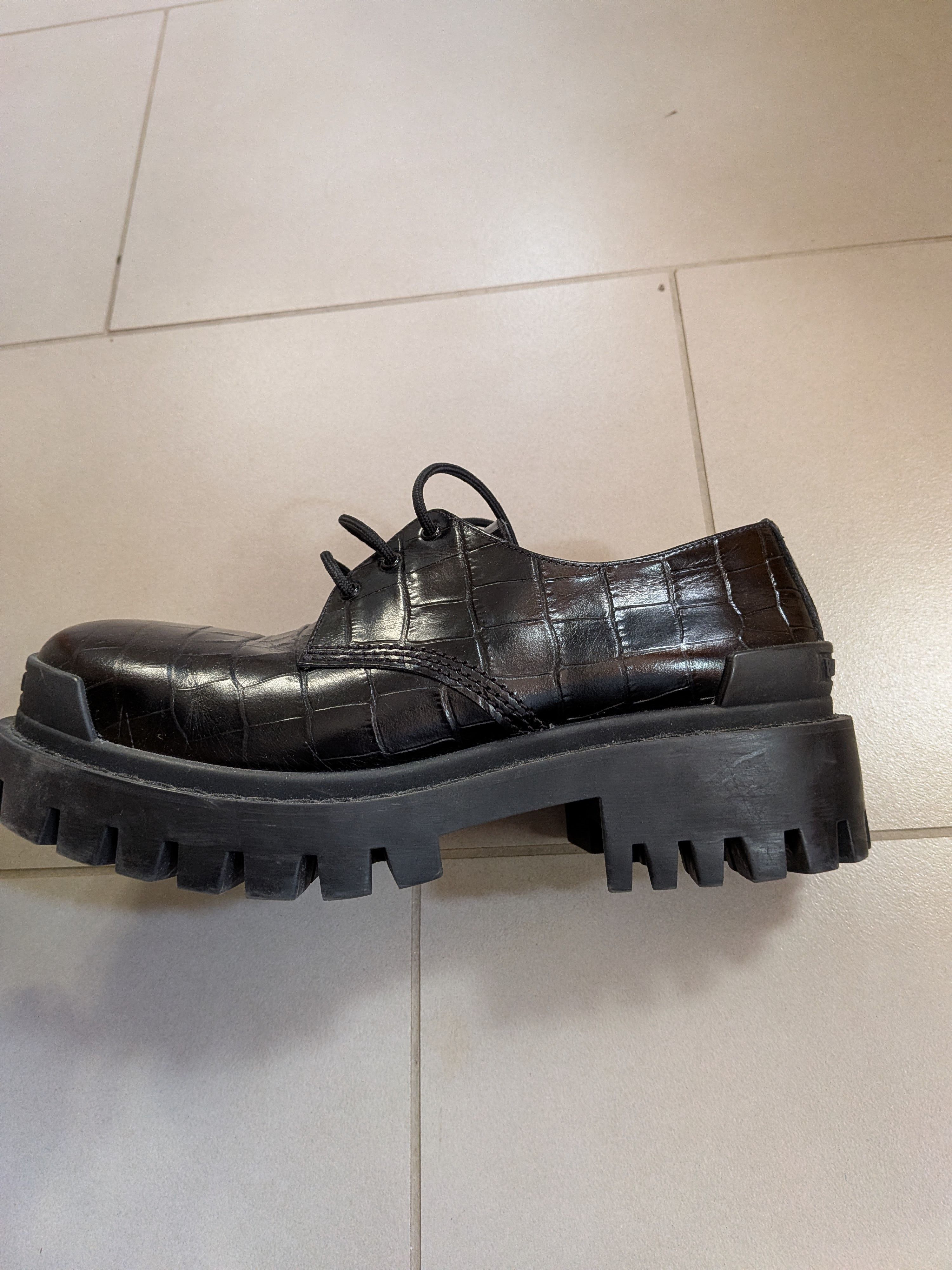 ようかん様◤BALENCIAGA バレンシアガ◢ BLOC RIM DERBY Balenciaga Balenciaga Bloc Rim Derby | Grailed