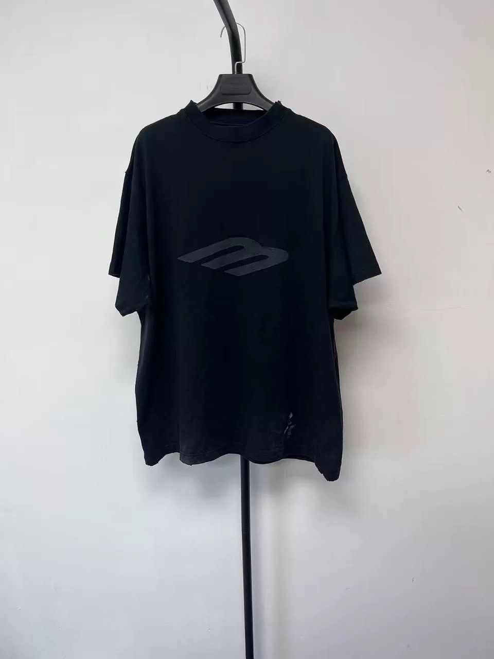 Balenciaga Balenciaga Faded Logo Print Short Sleeve T-shirt Size US XS / EU 42 / 0 - 1 Thumbnail