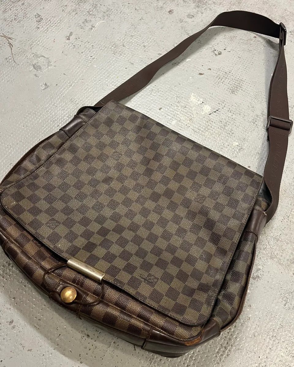 Louis Vuitton Louis Vuitton Monogram Brown Leather Messenger Bag Size ONE SIZE - 4 Thumbnail
