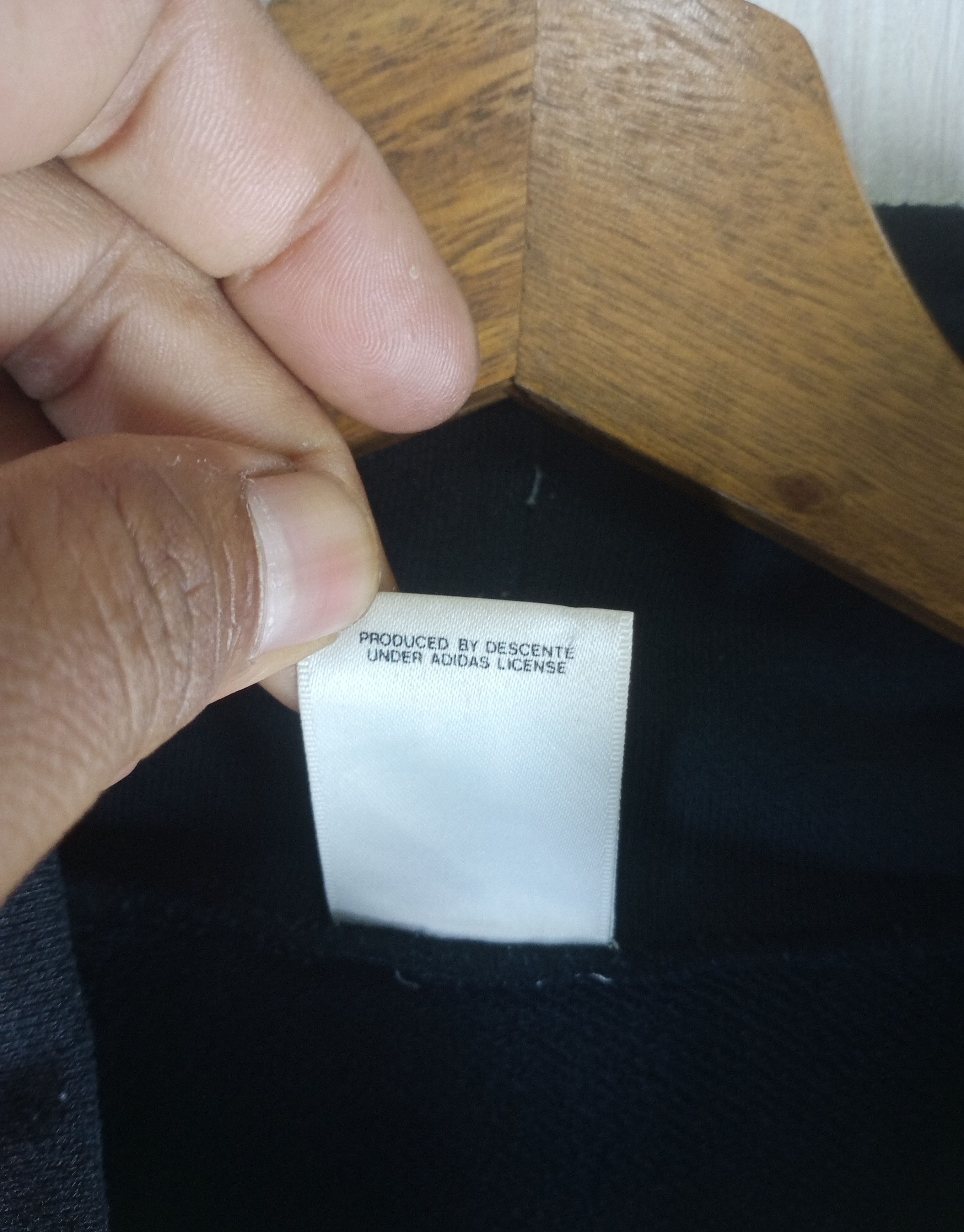 Adidas Rare Vintage 90s Adidas Trefoil Big Logo Sweatshirt Size US L / EU 52-54 / 3 - 8 Thumbnail