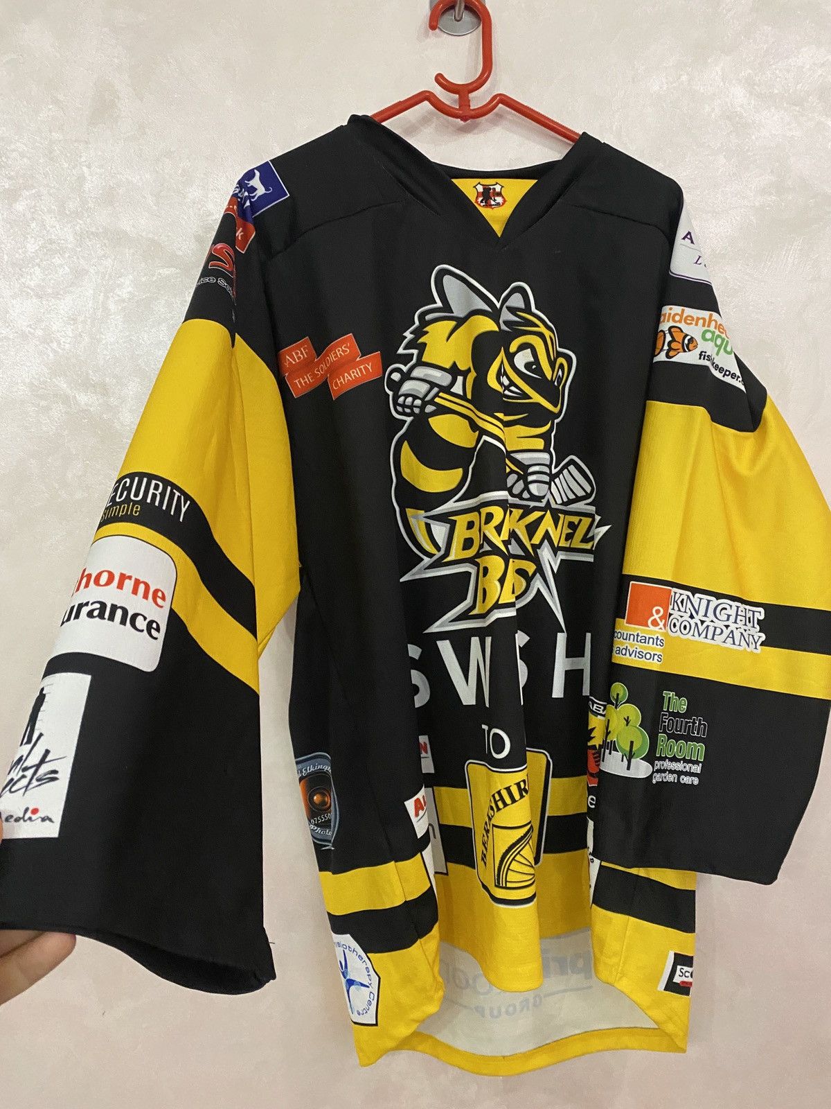 Other Bracknell Bees Jersey!RARE!team jersey53 Size US L / EU 52-54 / 3 - 2 Thumbnail