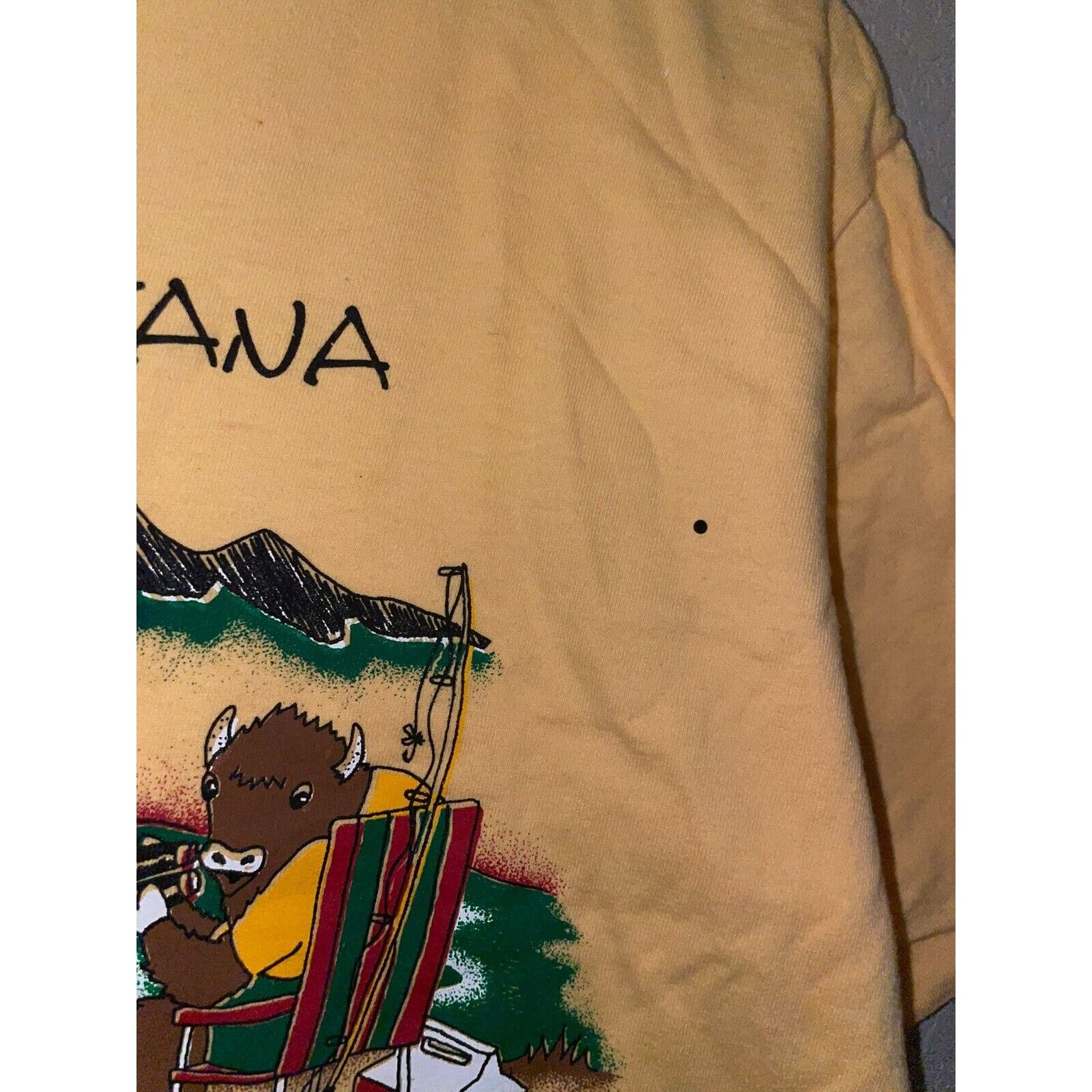 Vintage Vintage Montana Nature Shirt Moose Bear Animal Tee STAINED Size US L / EU 52-54 / 3 - 6 Thumbnail