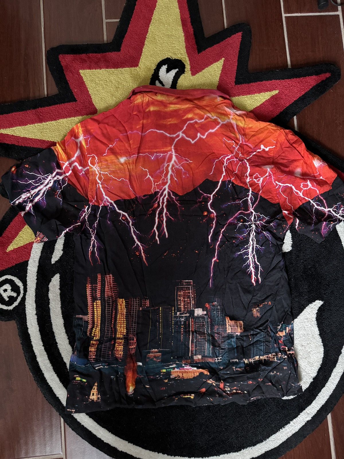 The Hundreds THE HUNDREDS // THE CITY SHIRT // SZ LG Size US L / EU 52-54 / 3 - 2 Thumbnail