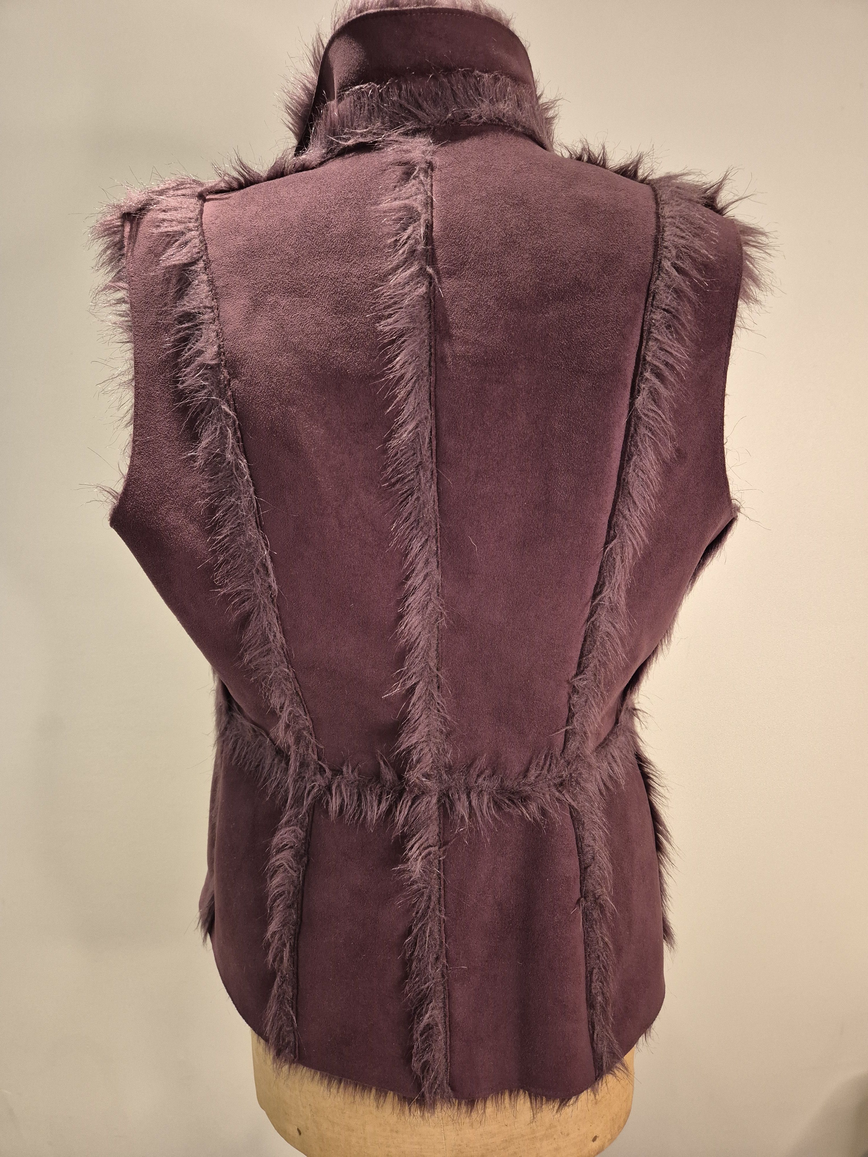 Japanese Brand Vintage Faux Fur Vest Size S / US 4 / IT 40 - 5 Thumbnail