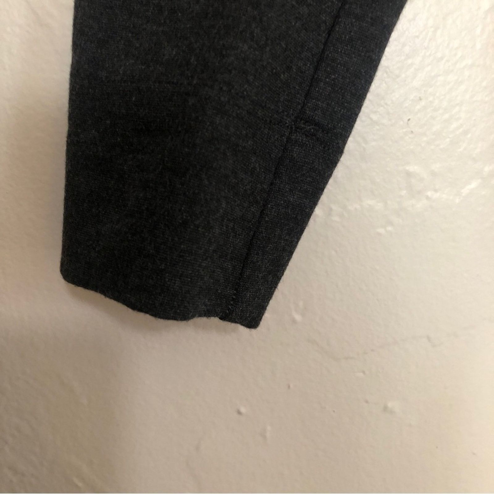 Raffinalla Gray Black Knit Draped Collar Cardigan Sweater