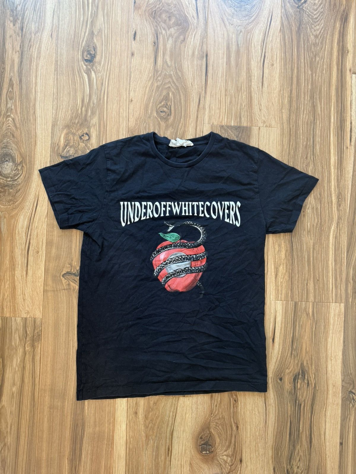 Off-White × Undercover OffWhite Undercover Apple Tee size L Size US L / EU 52-54 / 3 - 1 Thumbnail