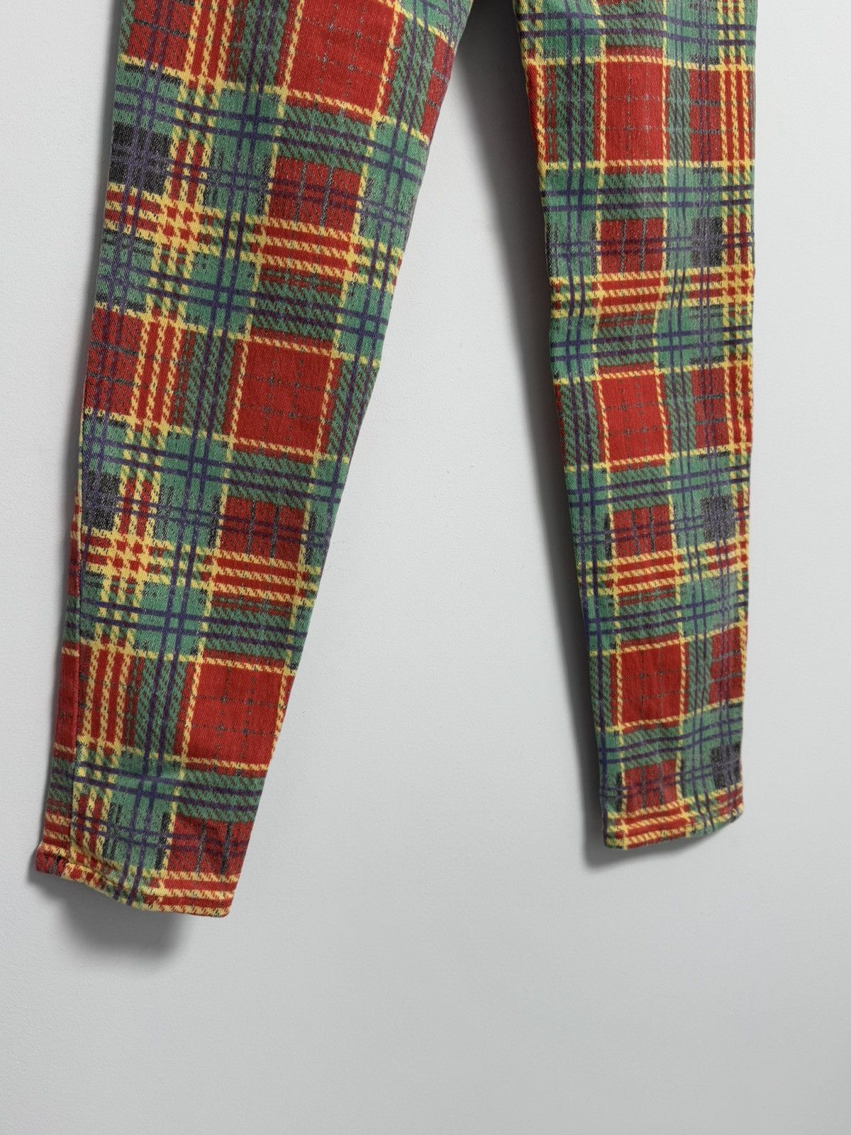 Versace Jeans Couture Rare Versace Jeans Couture 90’s Pants Red Multi Color Italy Size 28" / US 6 / IT 42 - 12 Thumbnail