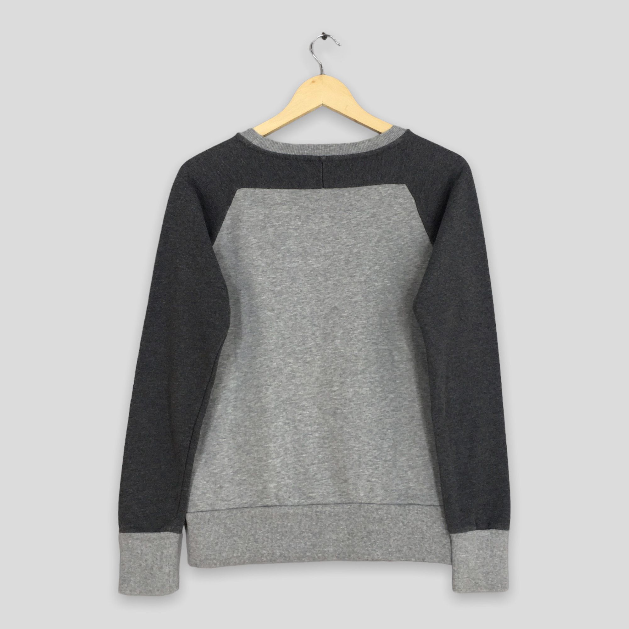 Nike Vintage Y2K Nike Swoosh Gray Sweatshirt Women Small Size S / US 4 / IT 40 - 7 Thumbnail