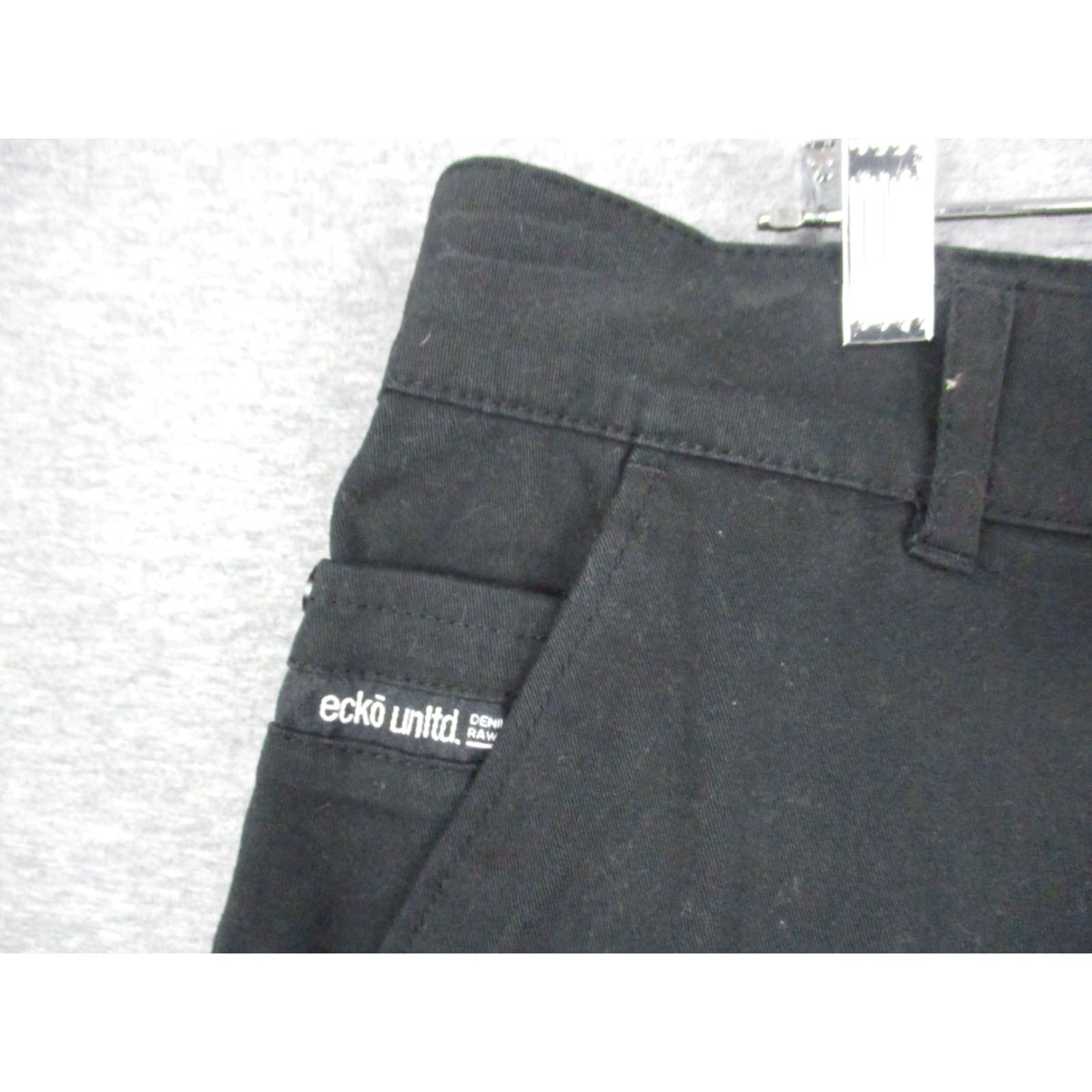 Vintage VINTAGE Cargo Pants 32 Men Black 90s Hip Hop Cargo Style Ecko Untld Regular Fit Straight Pockets Ankle NWT Streetwear (Adult Mens) Size US 32 / EU 48 - 2 Thumbnail