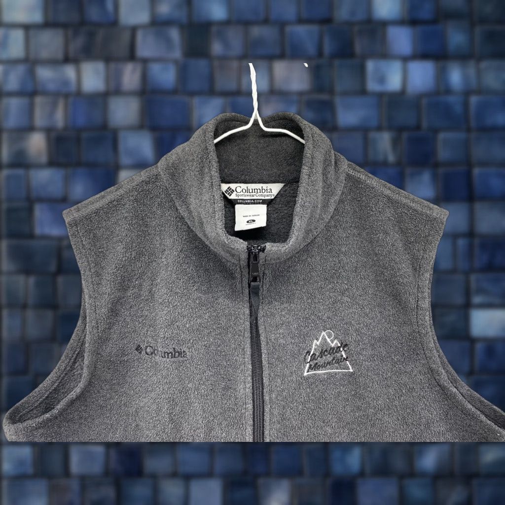 Vintage Columbia Cascade Mountain Ski Resort Fleece Vest Full Zip Women’s XL Gray Size XL / US 12-14 / IT 48-50 - 1 Thumbnail