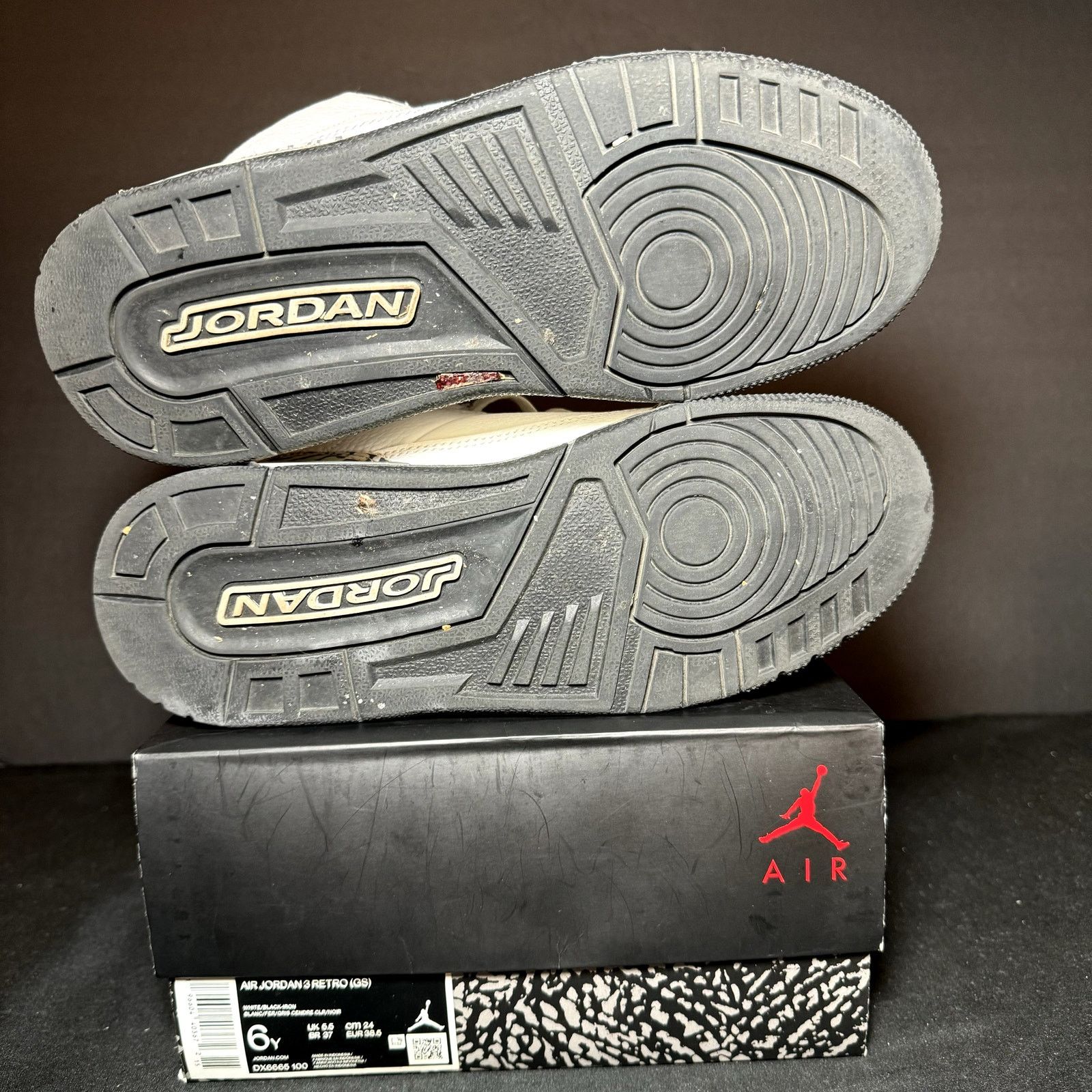 Jordan Brand × Nike Size 6 Nike Air Jordan 3 Retro GS Hide N' Sneak Men's Shoes Size US 6 / EU 39 - 8 Thumbnail