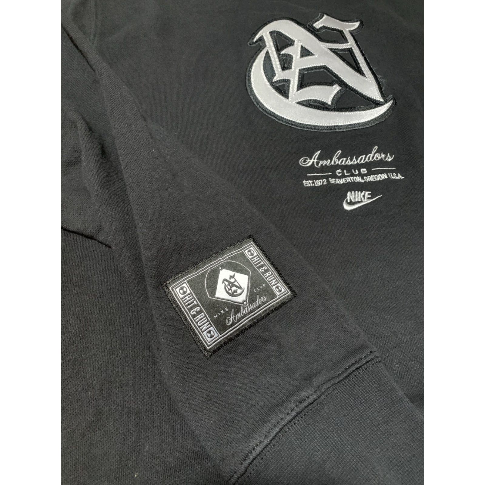 Nike Nike Mens Sweatshirt Black Ambassadors Club Embroidered Small NWT Sports 90s City Mens Size US S / EU 44-46 / 1 - 2 Thumbnail