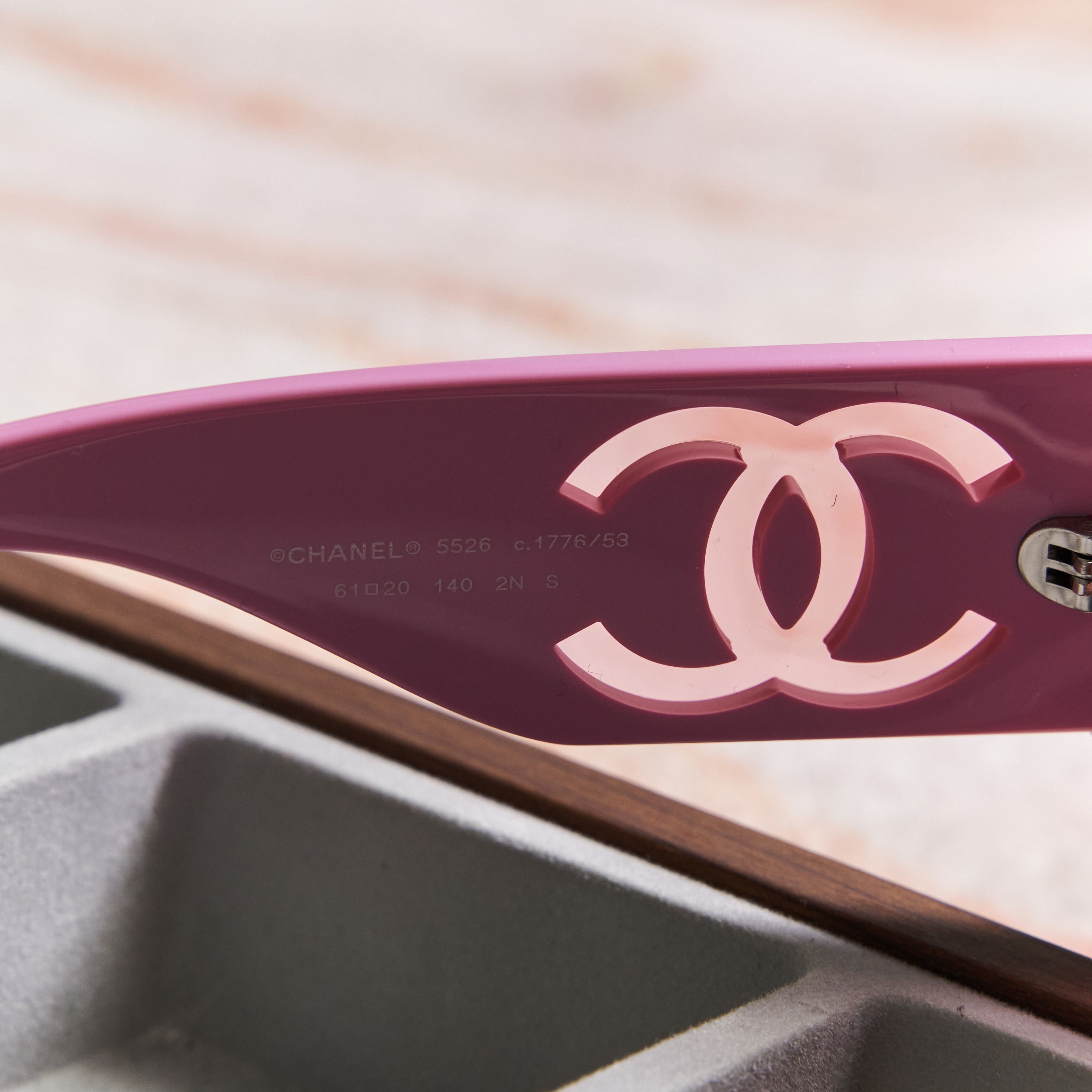 Chanel CHANEL 0CH5526 177653 Sunglasses Size ONE SIZE - 3 Thumbnail