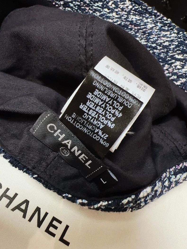 Chanel Chanel Blue mixed-color tweed boy's hat Size ONE SIZE - 4 Thumbnail