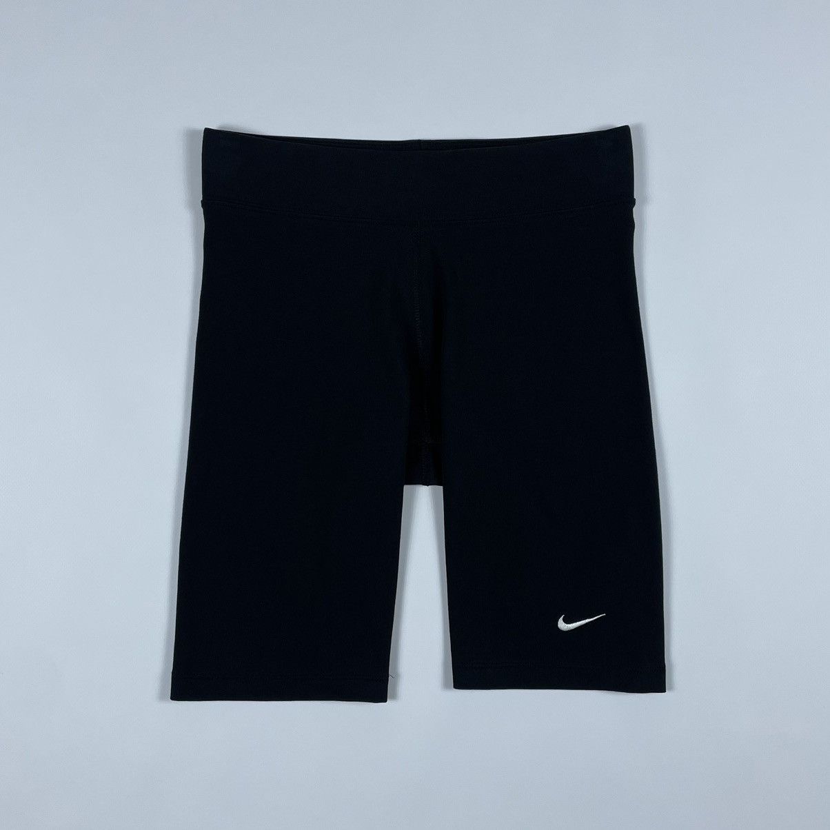 Nike Nike Women Leggings Shorts Biker Shorts Size 26" / US 2 / IT 38 - 2 Thumbnail