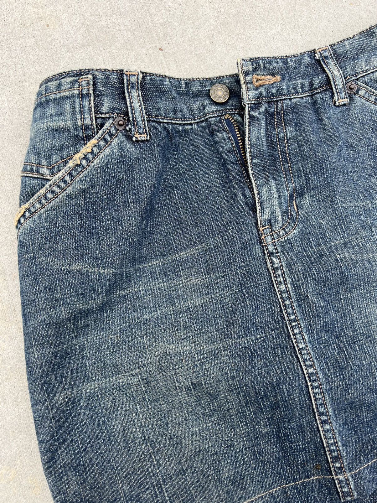 Guess 90’s 2000’s Y2K VTG Vintage Guess USA Blue Denim Mini Skirt Size 25" / US 0 / IT 36 - 4 Thumbnail