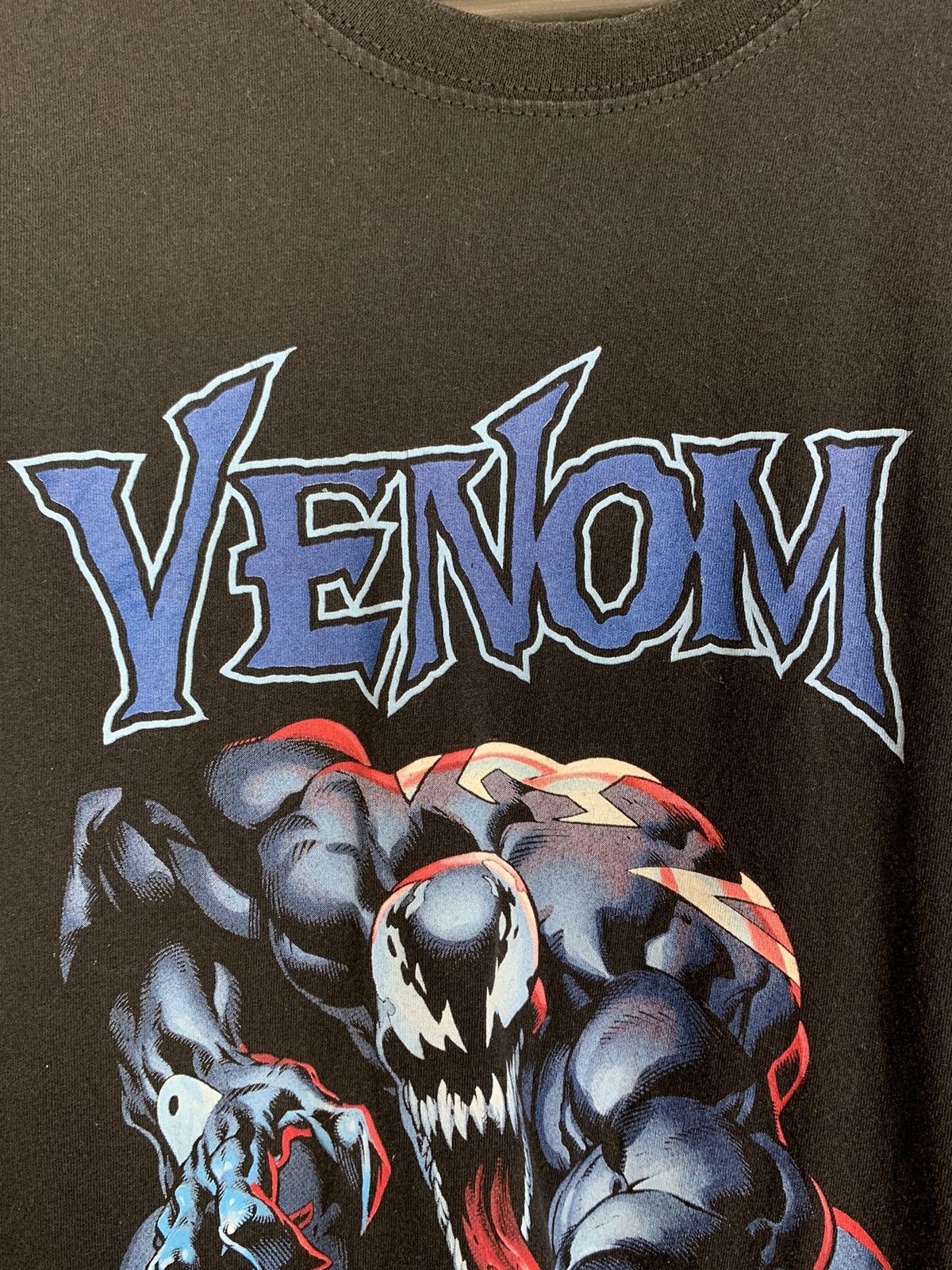 Fruit Of The Loom Y2K Venom Marvel T-shirt Size US L / EU 52-54 / 3 - 10 Thumbnail