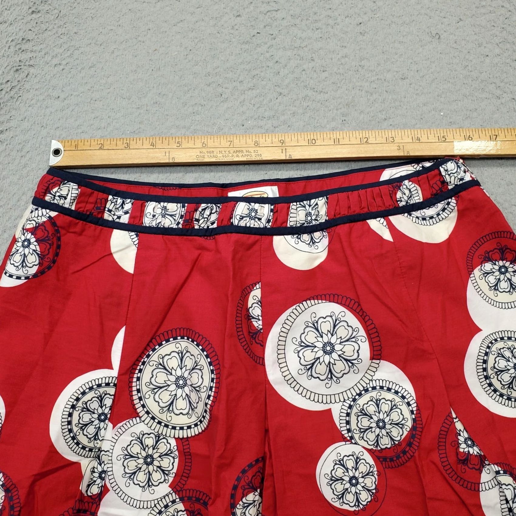 Talbots Talbots A-Line Skirt Women Petites 12W Multi Floral Elastic Waist Lined Side Zip Shirt Womens Skirt 12W Multicolor Spring Summer Shorts? Size 34" / US 12 / IT 48 - 4 Thumbnail