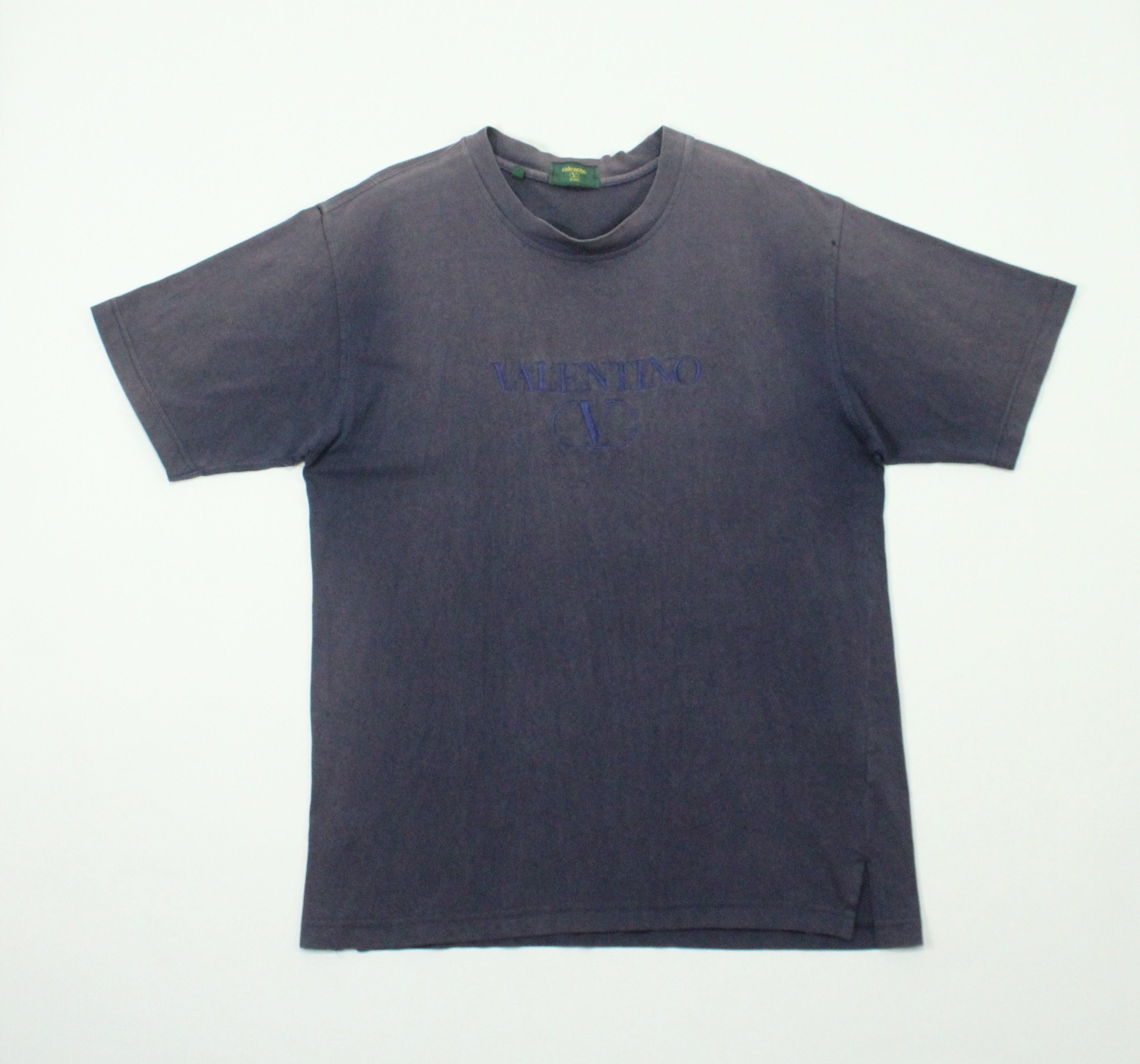 Vintage Faded SunFaded Distressed Vintage VALENTINO T Shirt Size US L / EU 52-54 / 3 - 1 Thumbnail