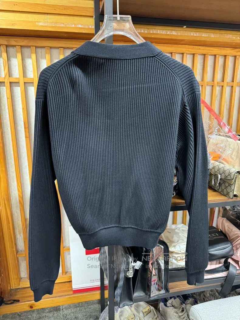 Hermes Hermes Solid color zippered long-sleeved knit sweater Size XS / US 0-2 / IT 36-38 - 2 Thumbnail