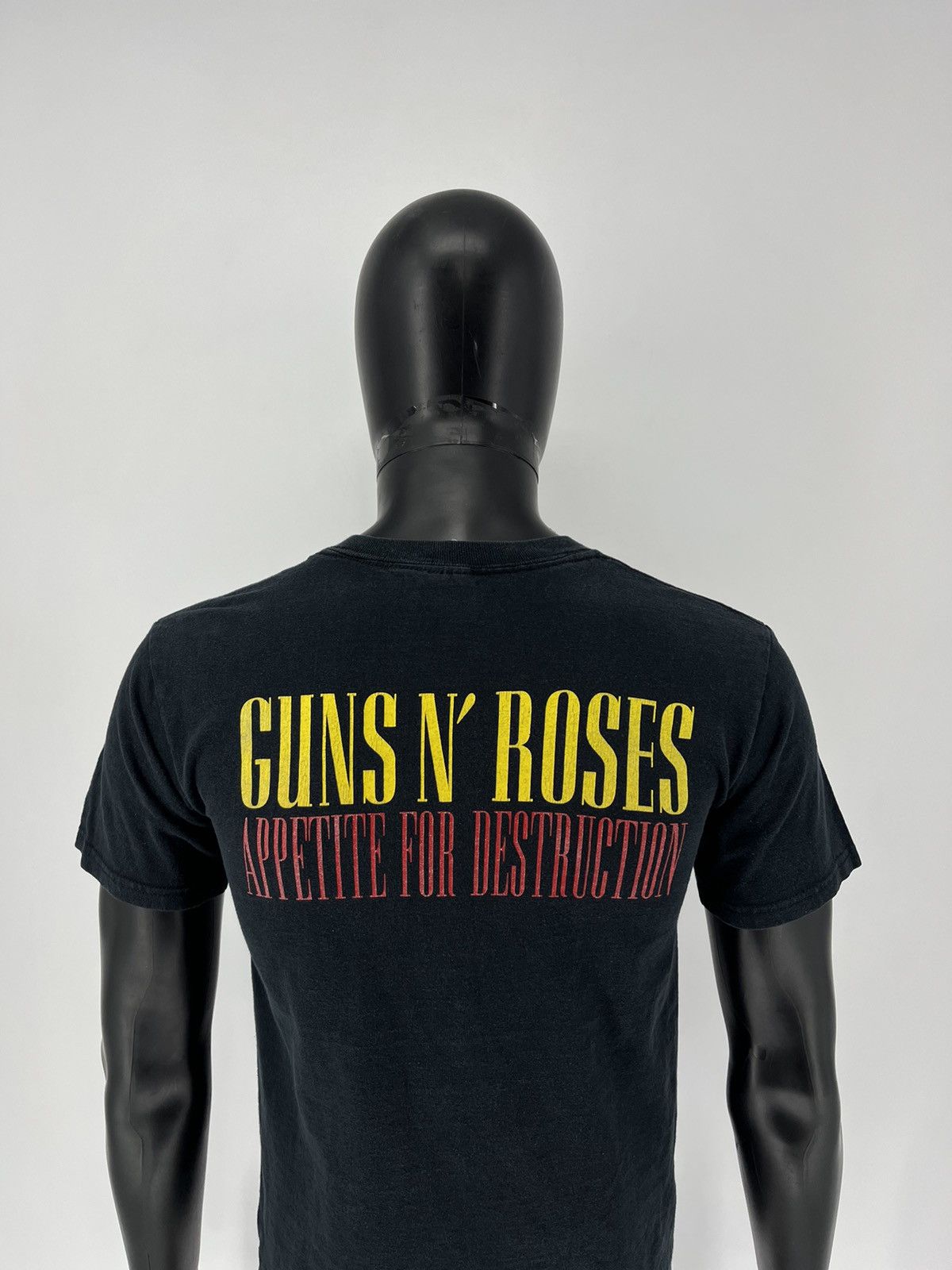 Guns N' Roses Vintage Y2K Guns And Roses tee Band Rock Metal streetwear Size US S / EU 44-46 / 1 - 8 Thumbnail