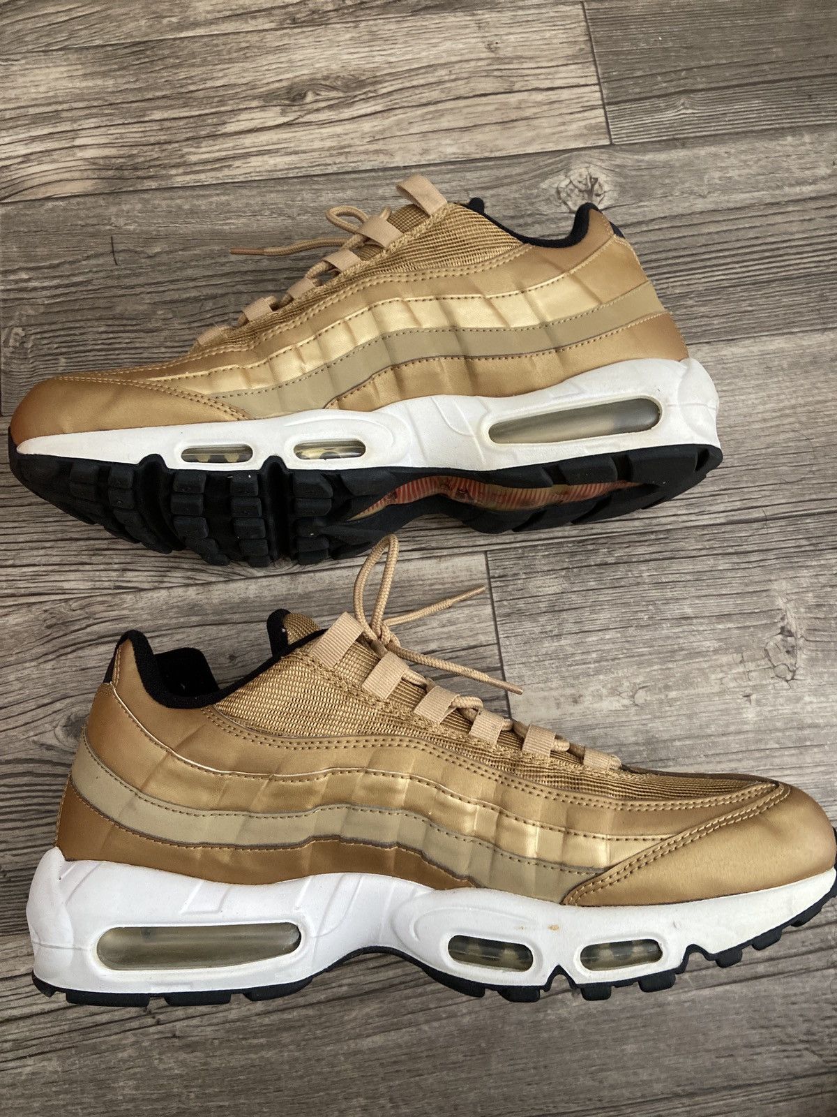 Nike Nike air max 95 premium qu Size US 11.5 / EU 44-45 - 2 Thumbnail