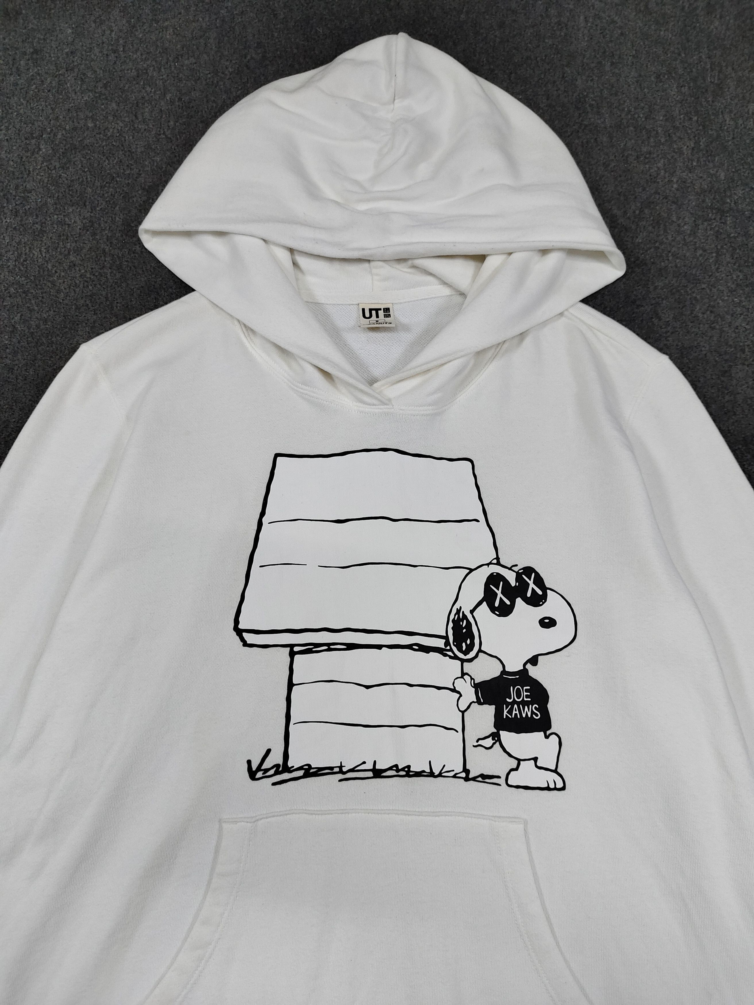 Kaws × Uniqlo 🔥KAWS by Uniqlo Classic Peanuts Graphic Pullover Hoodie Size US S / EU 44-46 / 1 - 2 Thumbnail