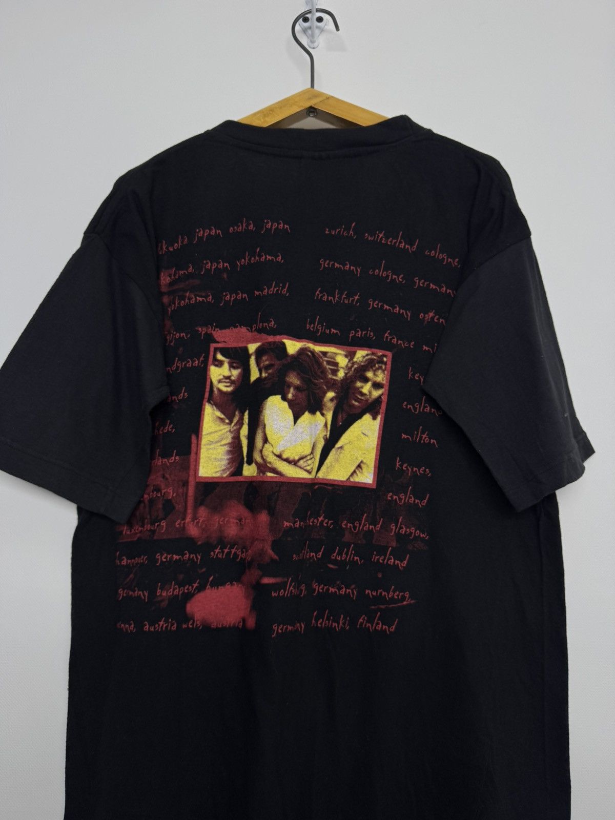 Bon Jovi Vintage Bon Jovi 1996 Niceman black tour t-shirt Size US L / EU 52-54 / 3 - 4 Thumbnail