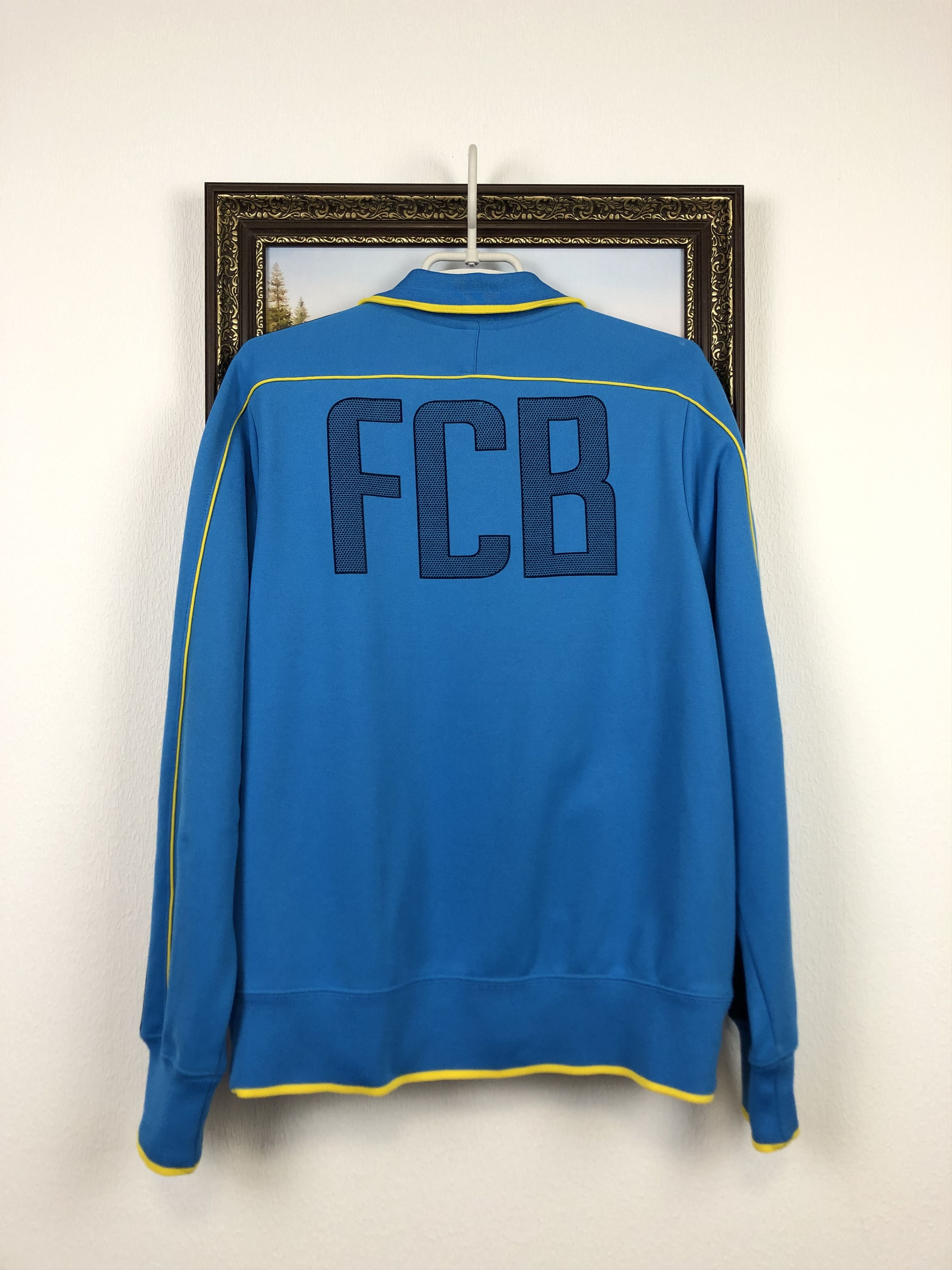 Nike Vintage Nike Barcelona Football Jacket Soccer Track Top Zip Size US M / EU 48-50 / 2 - 12 Thumbnail