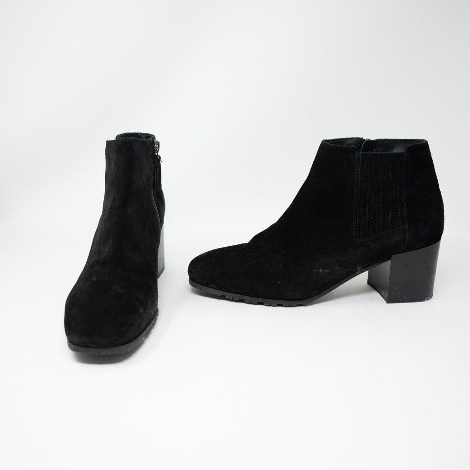 image of Aquatalia Charlotte Genuine Suede Water Resistant Shoes in Black, Women's (Size 9)