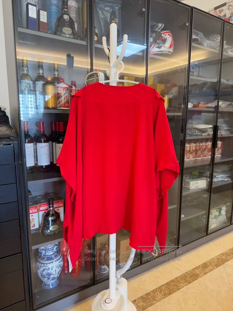 Valentino Valentino Mulberry silk top Size M / US 6-8 / IT 42-44 - 2 Thumbnail