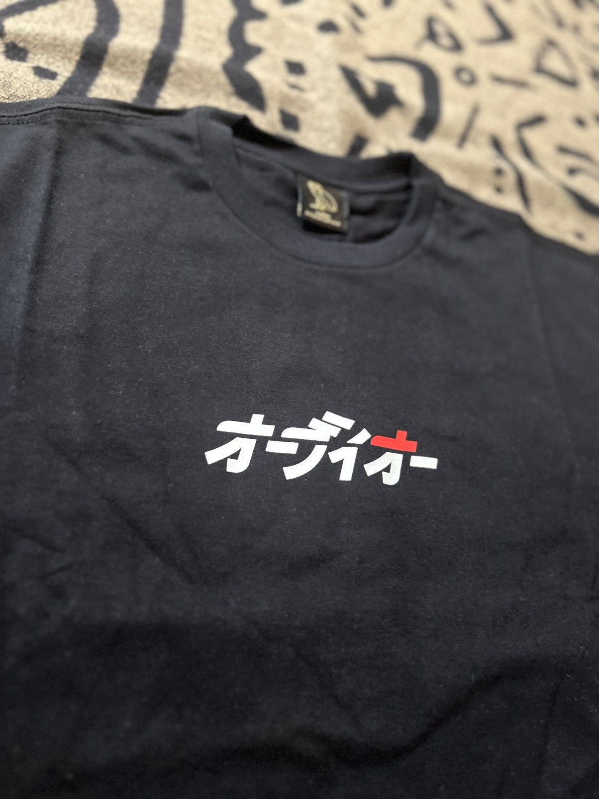 October's Very Own 2019 Japan Store Opening Tshirt Size US L / EU 52-54 / 3 - 4 Thumbnail