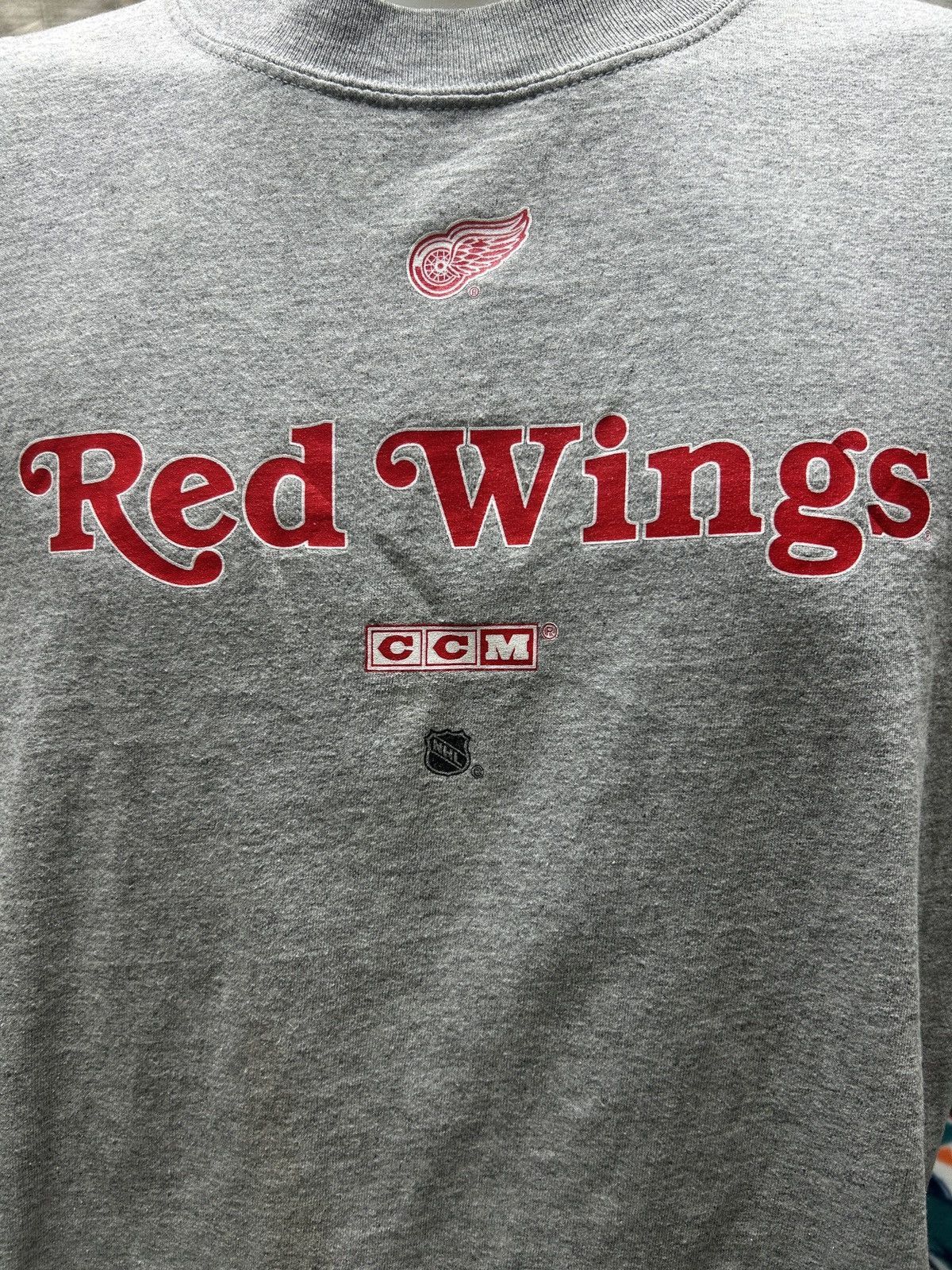 Vintage Vintage Red Wings 00s T-Shirt Size L Size US L / EU 52-54 / 3 - 1 Thumbnail