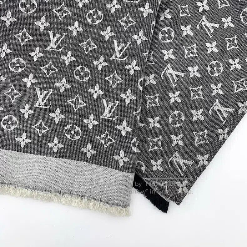 Louis Vuitton Louis Vuitton Dark grey logo presbyopic full print mulberr Size ONE SIZE - 5 Thumbnail