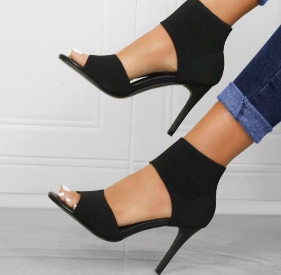 Designer × Other New, Lavishly Paris Women’s Minimalist Stiletto Heels Size US 7.5 / IT 37.5 - 7 Thumbnail