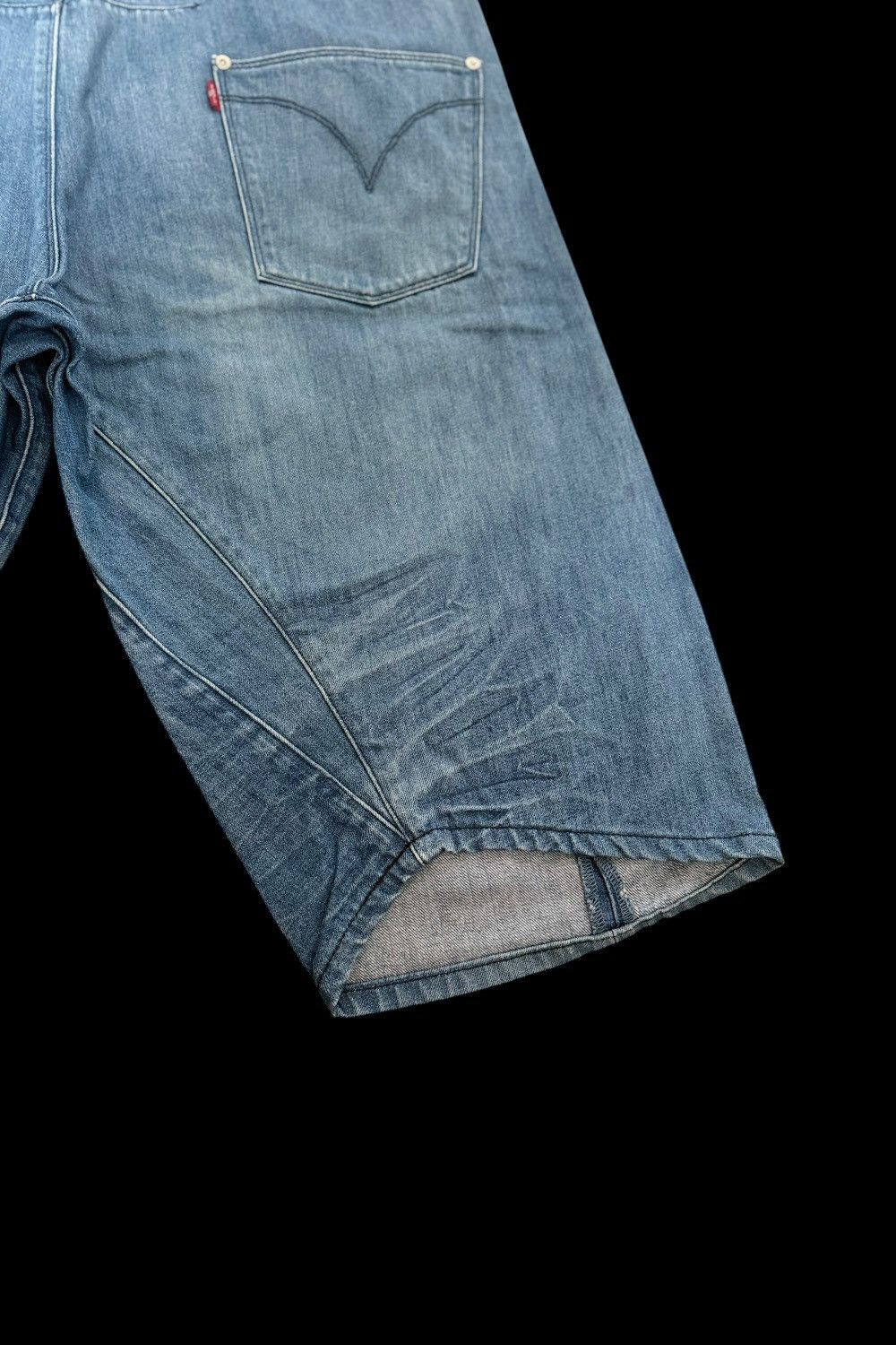 Levi's LEVI’S ENGINEERED JEANS 2009 BUCKLE CINCH BACK DENIM SHORTS Size US 38 / EU 54 - 6 Thumbnail