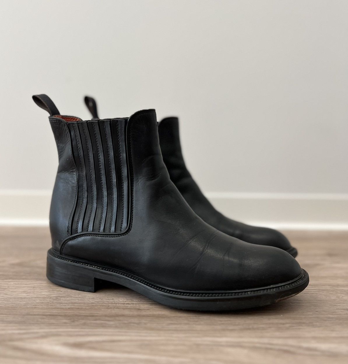 Santoni Santoni Leather Black Ankle Chelsea Boots Size US 8.5 / IT 38.5 - 1 Thumbnail