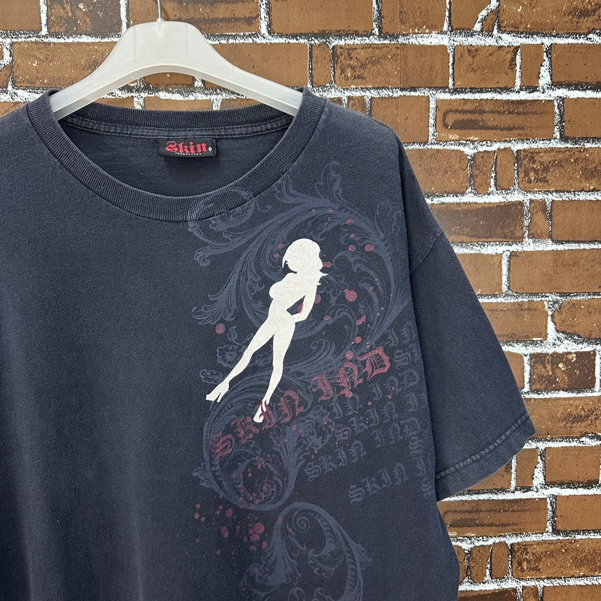 Hysteric Glamour Y2k Skin Head Industries Punk Gothic TShirt A825 Size US L / EU 52-54 / 3 - 2 Thumbnail