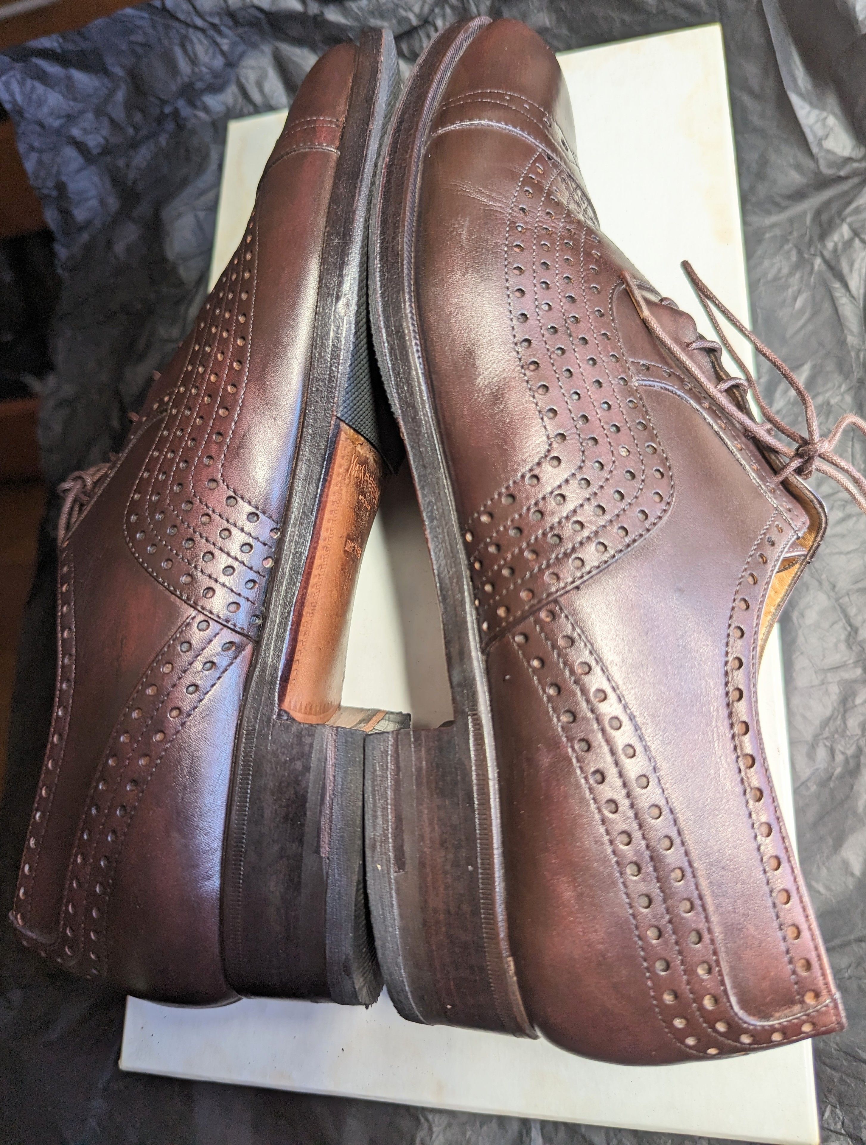 Saint Laurent Paris × Yves Saint Laurent SAINT LAURENT YSL EARL PERFORATED OXFORDS SHOES Tom Ford Era Size US 8 / EU 41 - 24 Thumbnail