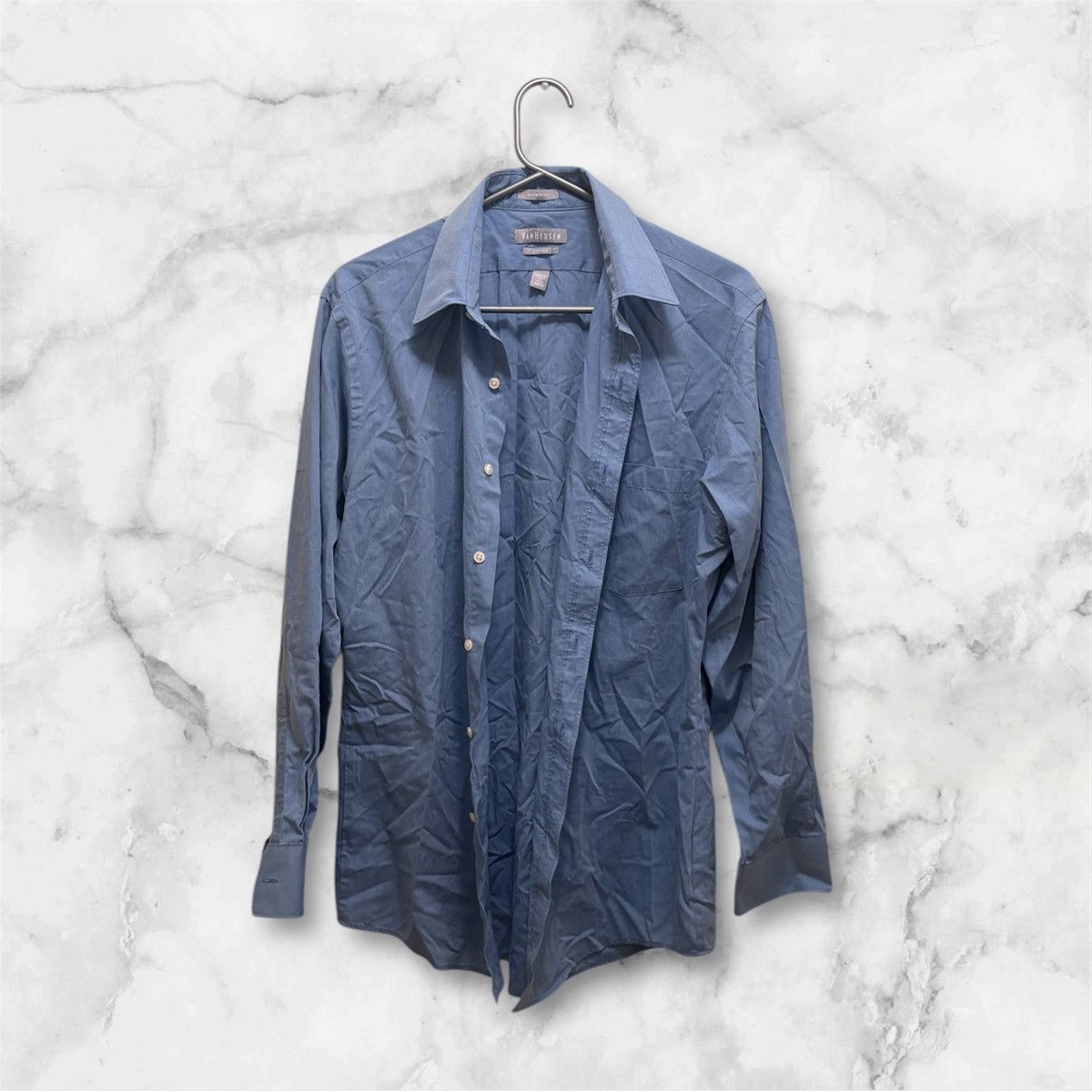 Van Heusen Van Heusen Blue Chambray Fitted Button Up LS Dress Shirt Size US M / EU 48-50 / 2 - 2 Thumbnail