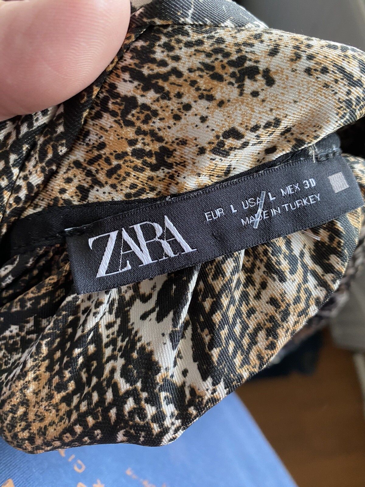 Other Zara Ruffle Blouse Animal Print Size L Size L / US 10 / IT 46 - 5 Thumbnail