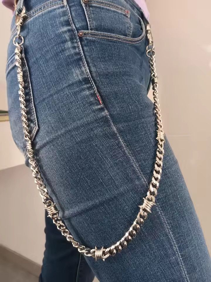 Japanese Brand Vintage Keychain Jeans Chain Skull Dagger Belt Chain Size ONE SIZE - 2 Thumbnail