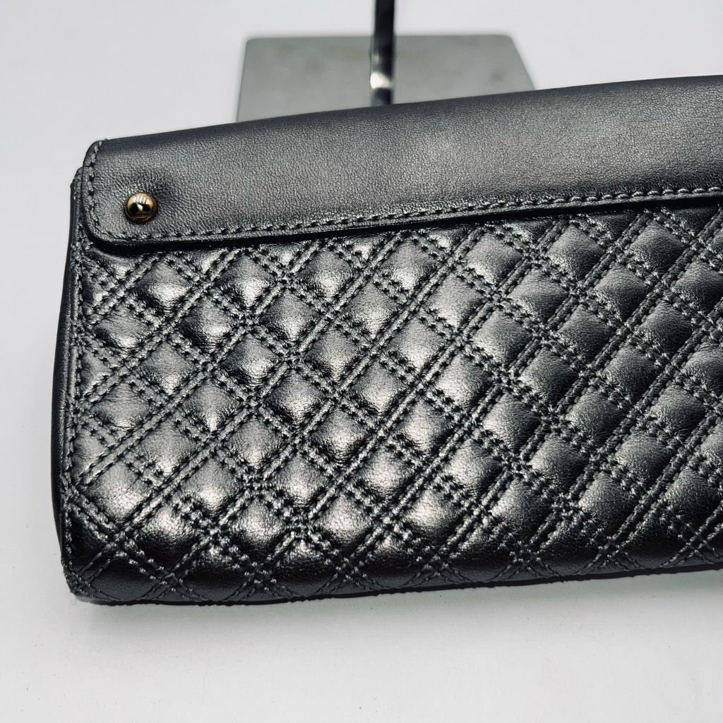Marc Jacobs Marc Jacobs Made in Italy Metallic Quilted Leather Faux Lock Size ONE SIZE - 7 Thumbnail