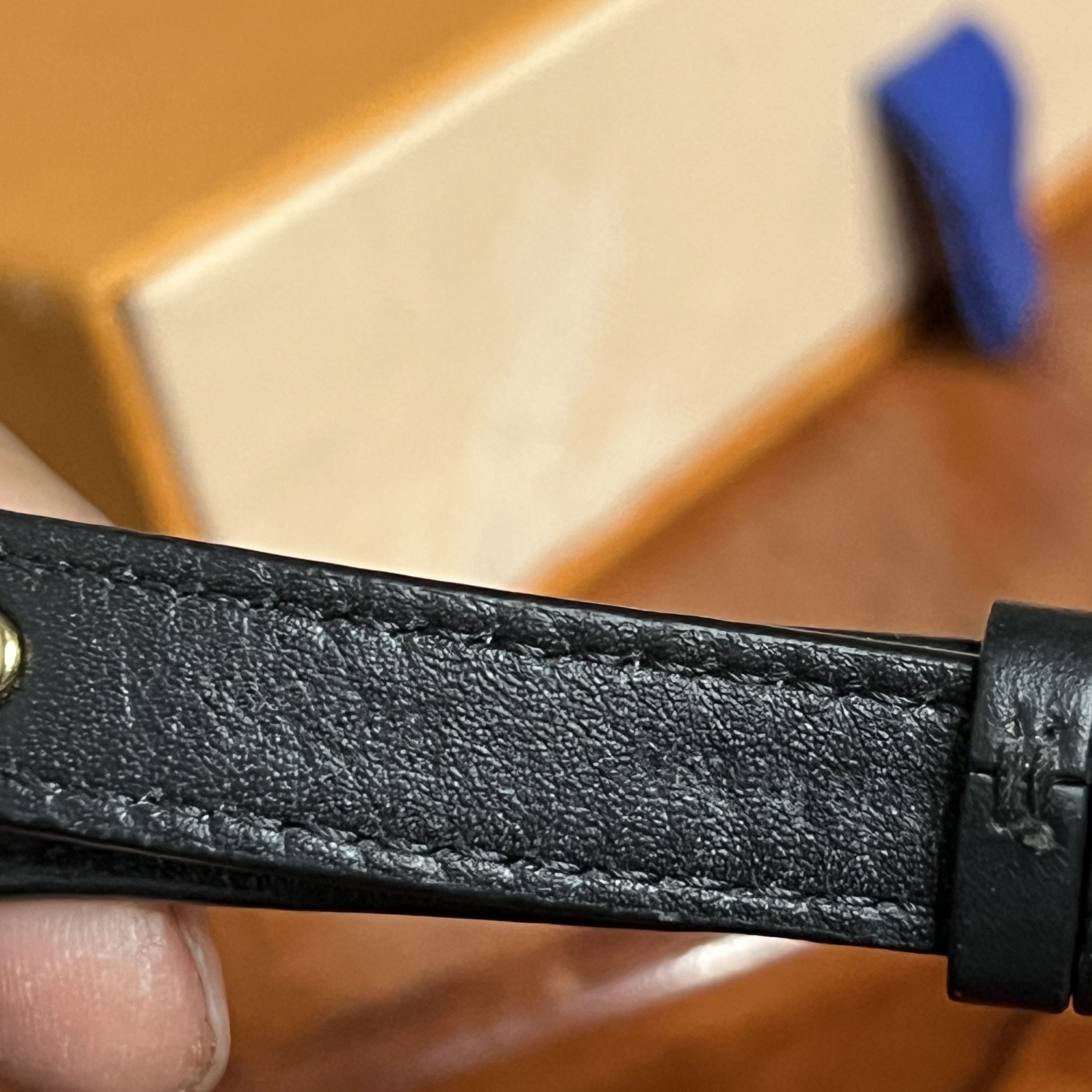 Louis Vuitton Louis Vuitton Party Bumbag Bracelet Size ONE SIZE - 7 Thumbnail