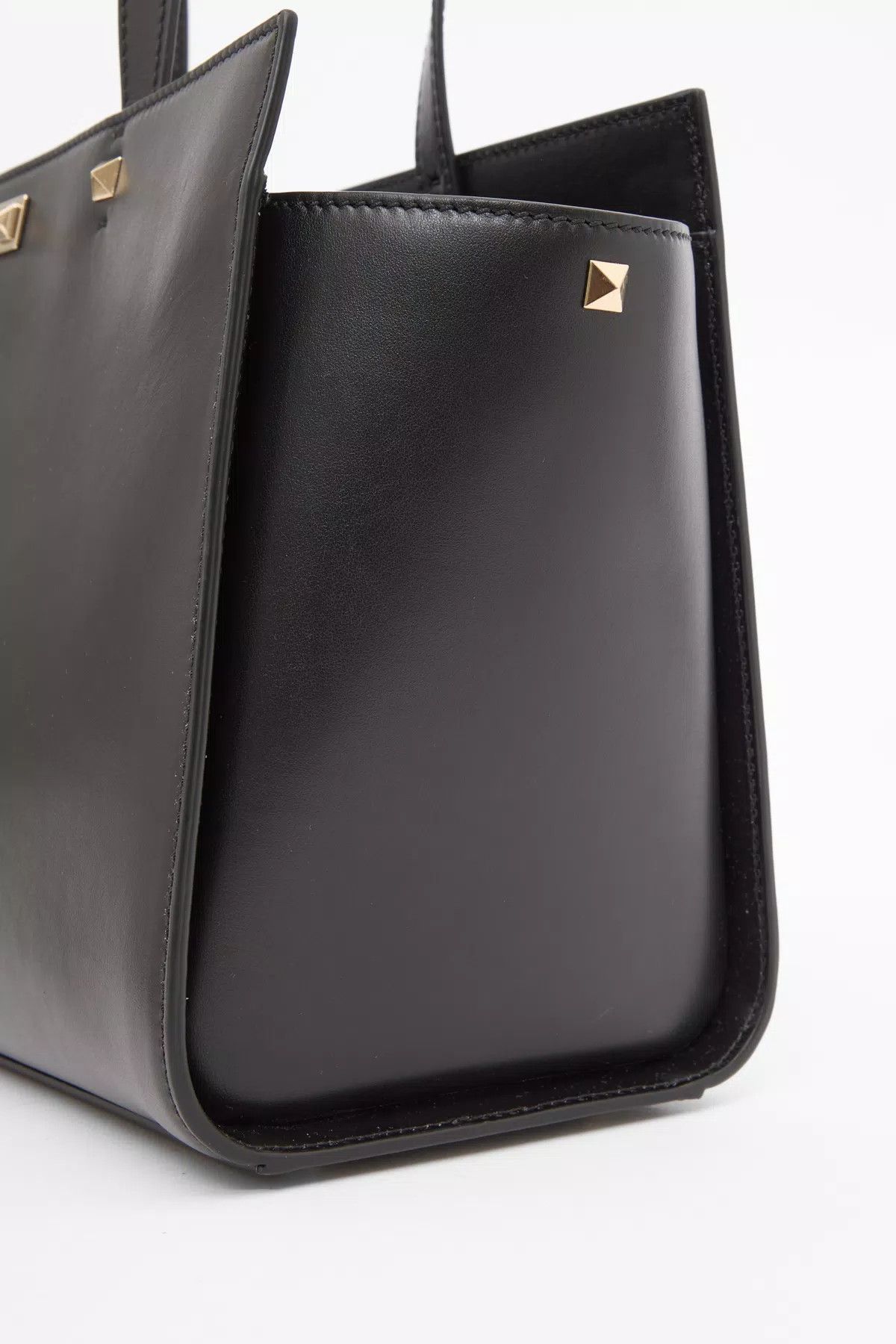 Valentino o1s1wg111125 Size: OS / Rockstud Fierce Large Calfskin Bag Size ONE SIZE - 4 Thumbnail