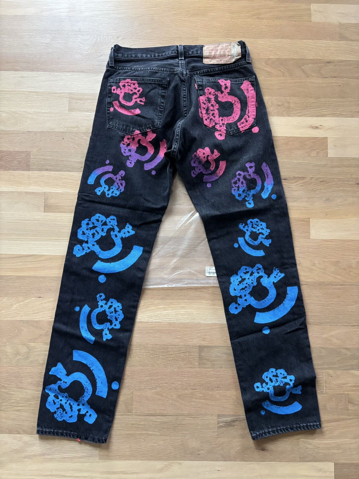 DENIM TEARS Denim Tears Bstroy Tears Blue/Pink 501 Jeans 32x32 Size US 32 / EU 48 - 3 Thumbnail