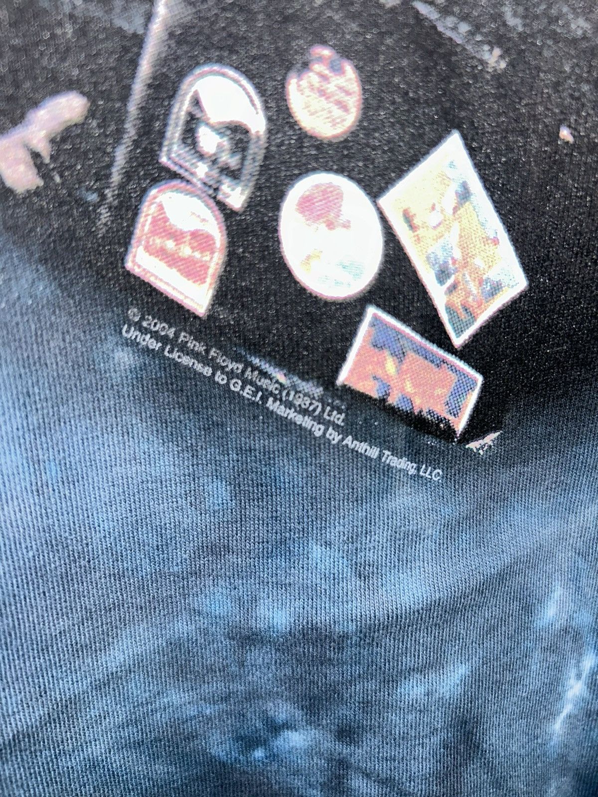 Other 2004 Pink Floyd Liquid Blue Vintage Tee Size US XL / EU 56 / 4 - 3 Thumbnail